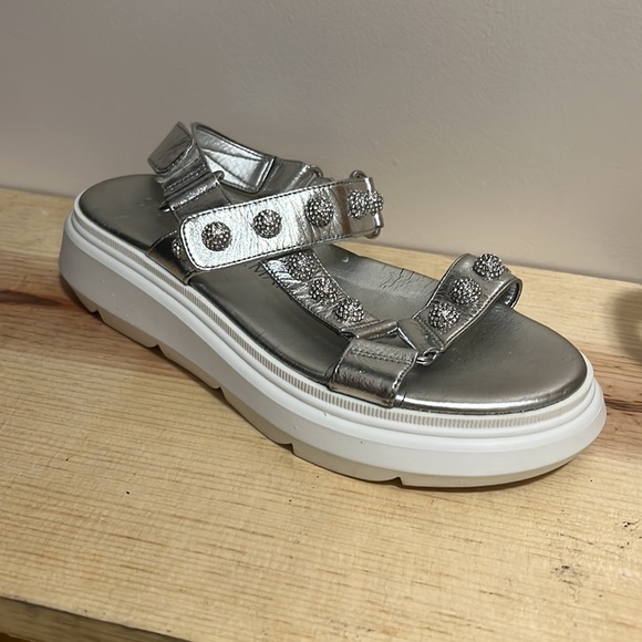 Stuart Weitzman Zoelie Crystal Ball Sandal In Silver - Picture 2 of 12